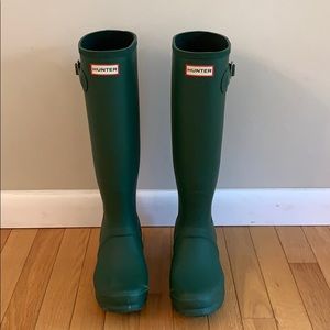Green Hunter Rain Boots with Boot Socks